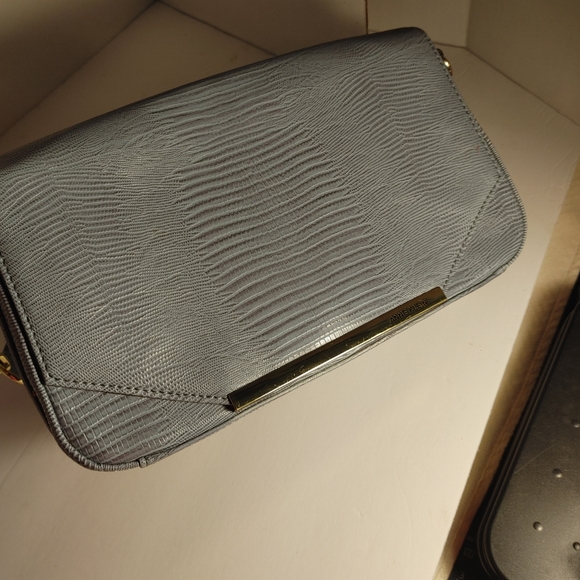 Anne Klein Leo Lizard Blue Shoulder bag Purse Gold Chain Hardware - Picture 14 of 14